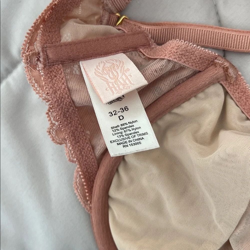 We are HAH • 2 timer lace cross back bra - Picture 4 of 4